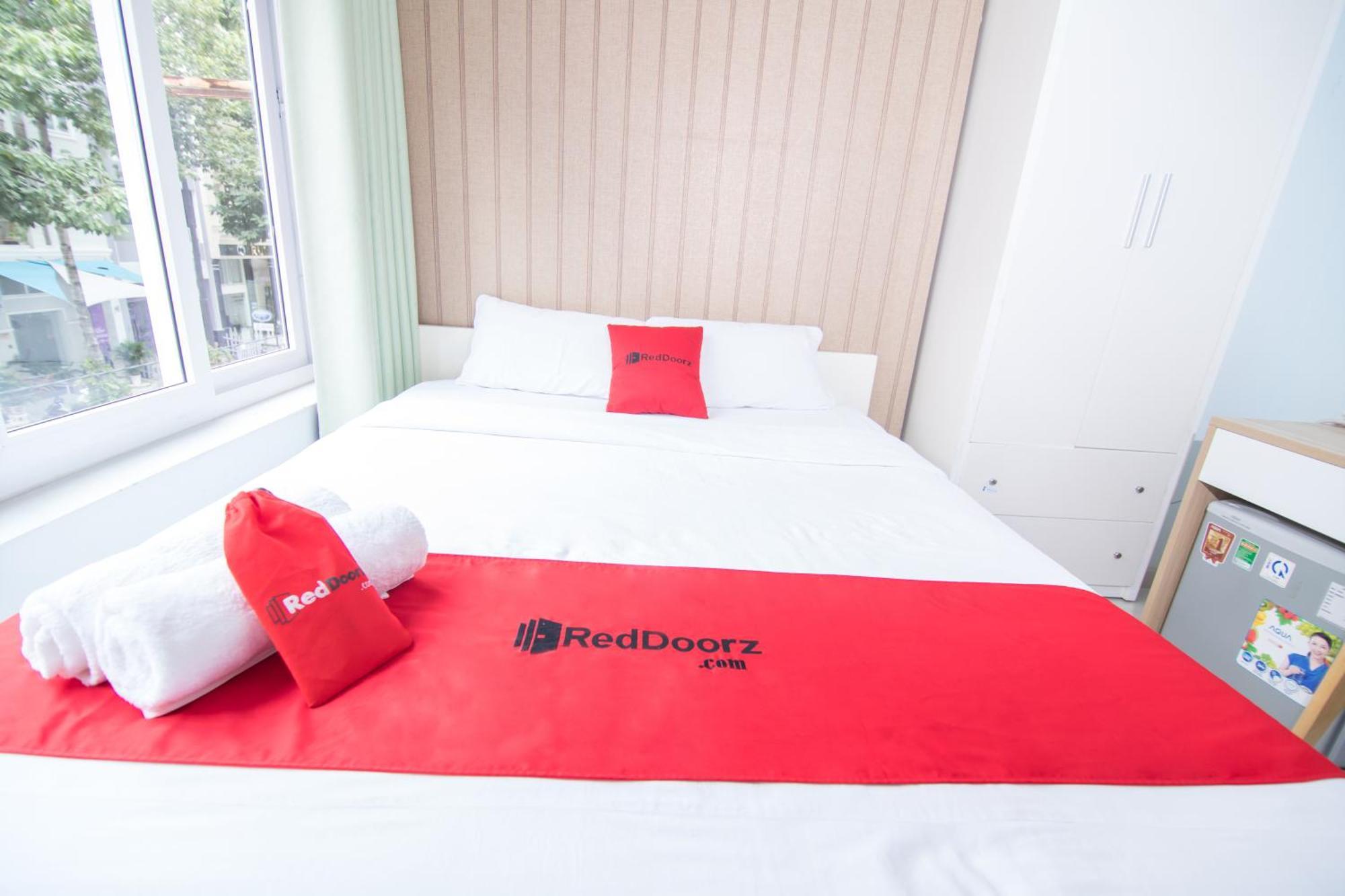 Reddoorz Near Sc Vivocity Mall 2 Πόλη Χο Τσι Μινχ Εξωτερικό φωτογραφία
